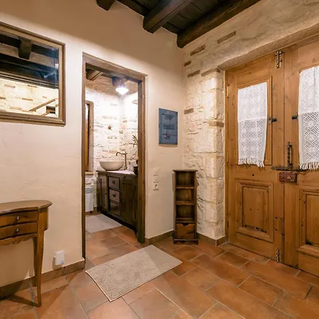 فيلة Castello آغيوس نيكولاوس