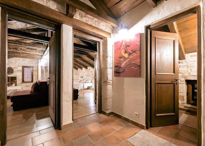 Castello * アギオス・ニコラオス