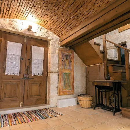 Castello Villa *