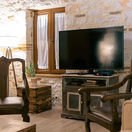 Castello * אגיוס ניקולאוס