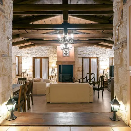 Castello Villa *